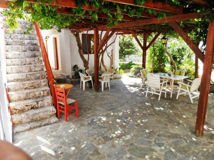 Liolio'S Manor Villa Agalianos Eksteriør bilde